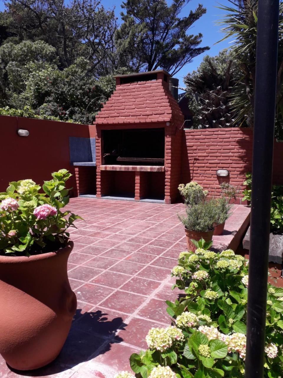 Posada De La Villa Villa Gesell Ngoại thất bức ảnh